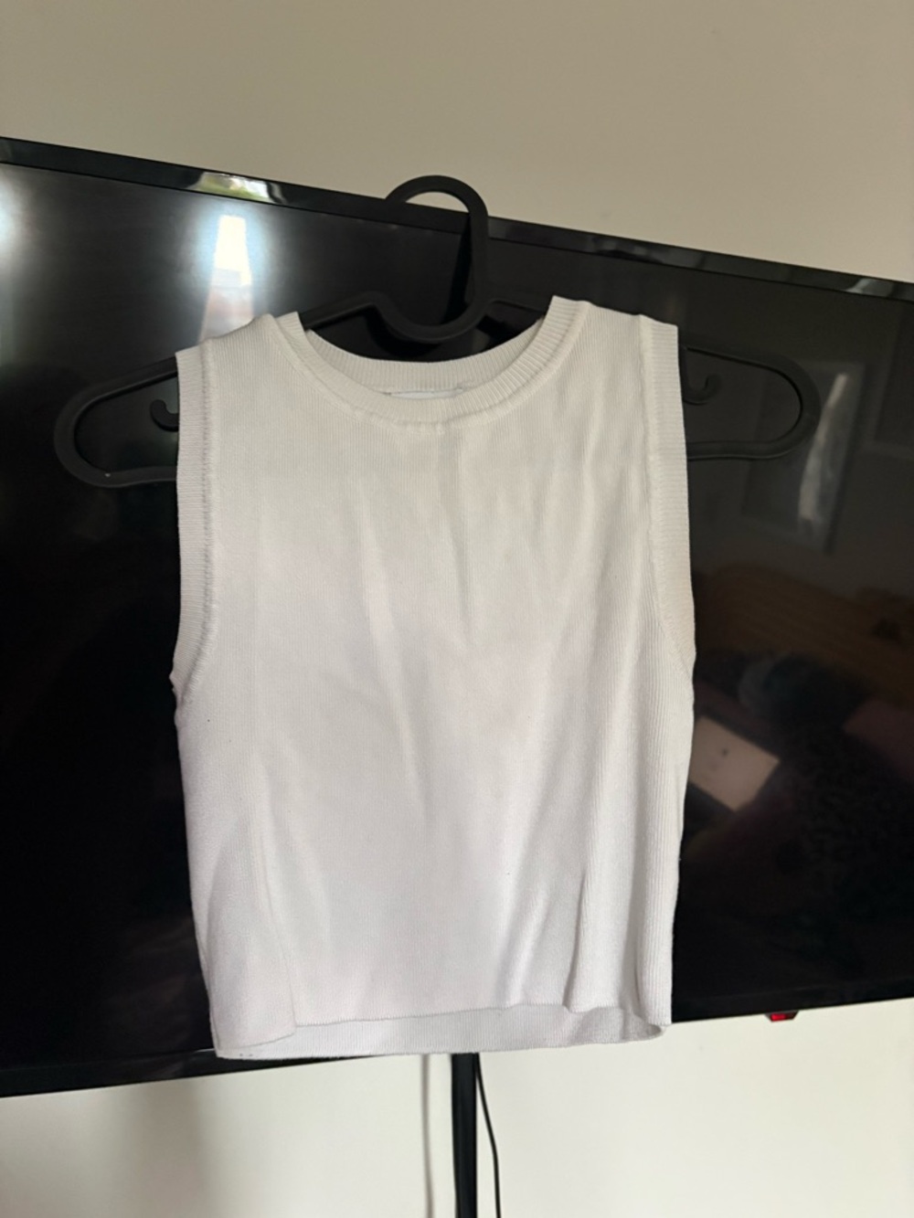 Zara White Ribbed Crop Tank Top